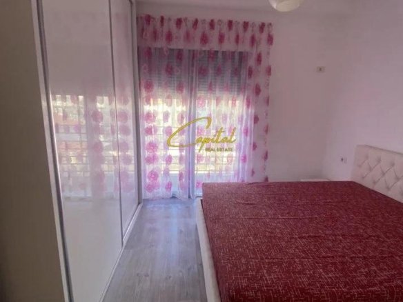 APARTAMENT ME QIRA 2+1 PAZARI I RI 750 EURO