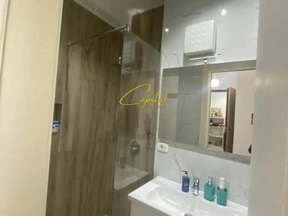APARTAMENT ME QIRA 2+1 PAZARI I RI 750 EURO
