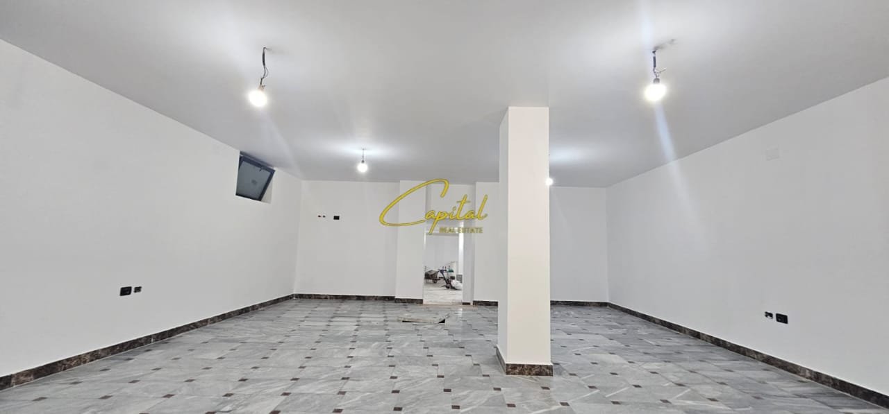 AMBIENT BIZNESI ME QIRA 200 M2 ISH BLLOKU 300.000 LEKE