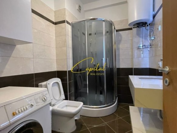 APARTAMENT ME QIRA 1+1 KOMPLEKSI DELIJORGJI 65.000 LEKE