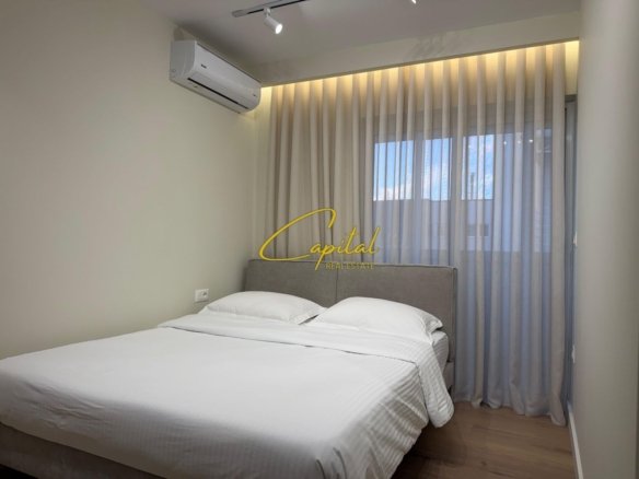 SHITEN DY APARTAMENT 1+1 21 DHJETORI 193.000 EURO