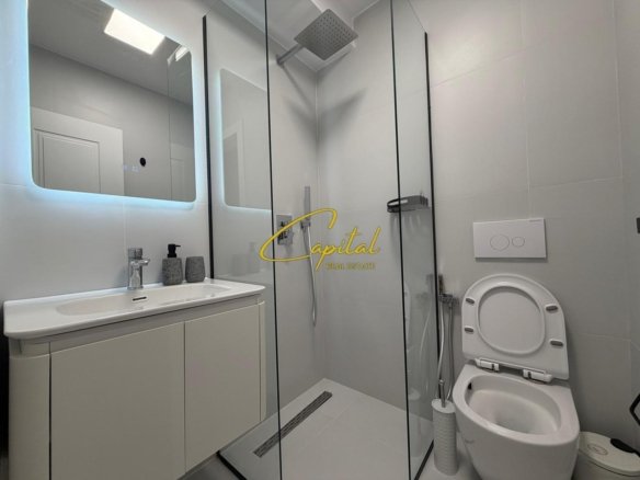 SHITEN DY APARTAMENT 1+1 21 DHJETORI 193.000 EURO