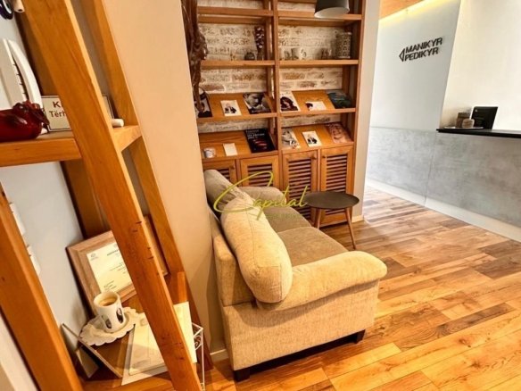 AMBIENT BIZNESI ME QIRA 100 M2 DON BOSKO 1.500 EURO