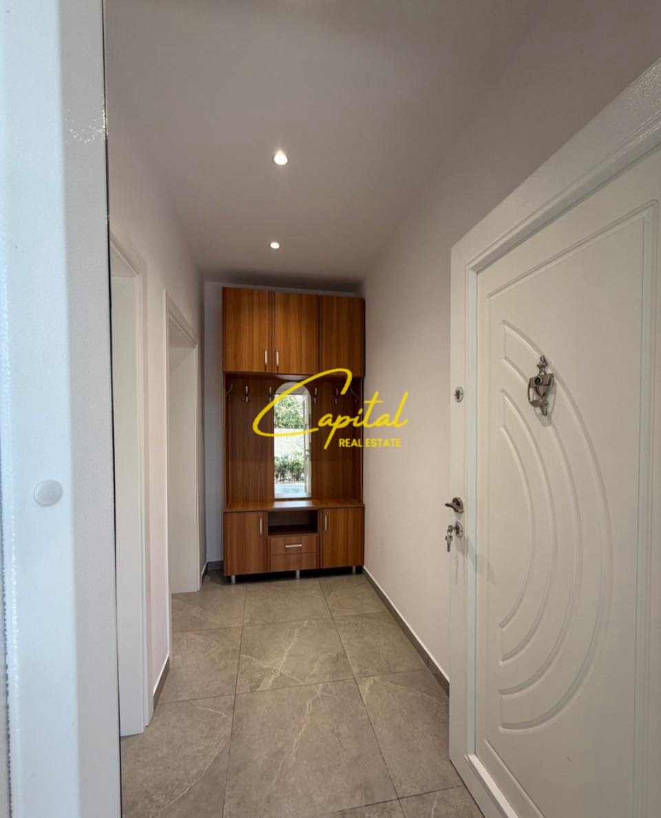 APARTAMENT ME QIRA 1+1 SPITALI AMERIKAN 2 45.000 LEKE