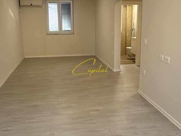 ZYRE ME QIRA 70 M2 21 DHEJTORI 800 EURO