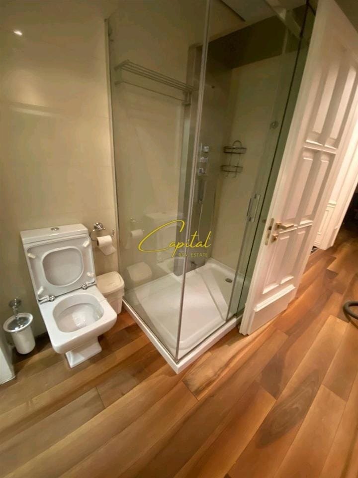 APARTAMENT ME QIRA 1+1 PAZARI I RI 700 EURO