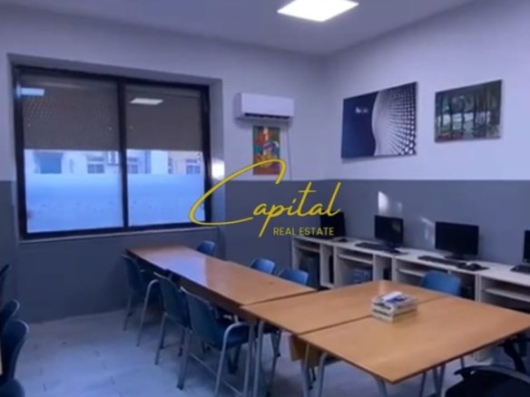 AMBIENT BIZNESI ME QIRA 100 M2 ISH BLLOKU 80.000 LEKE