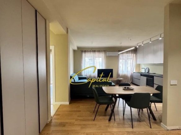 APARTAMENT ME QIRA 2+1 RRUGA E DURRESIT 1.100 EURO