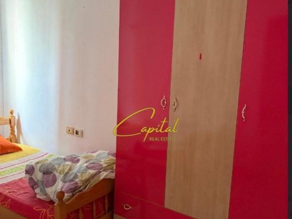 APARTAMENT ME QIRA 3+1 RRUGA JORDAN MISJA 60.000 LEKE
