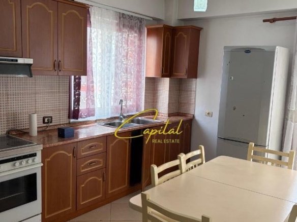 APARTAMENT ME QIRA 3+1 RRUGA JORDAN MISJA 60.000 LEKE
