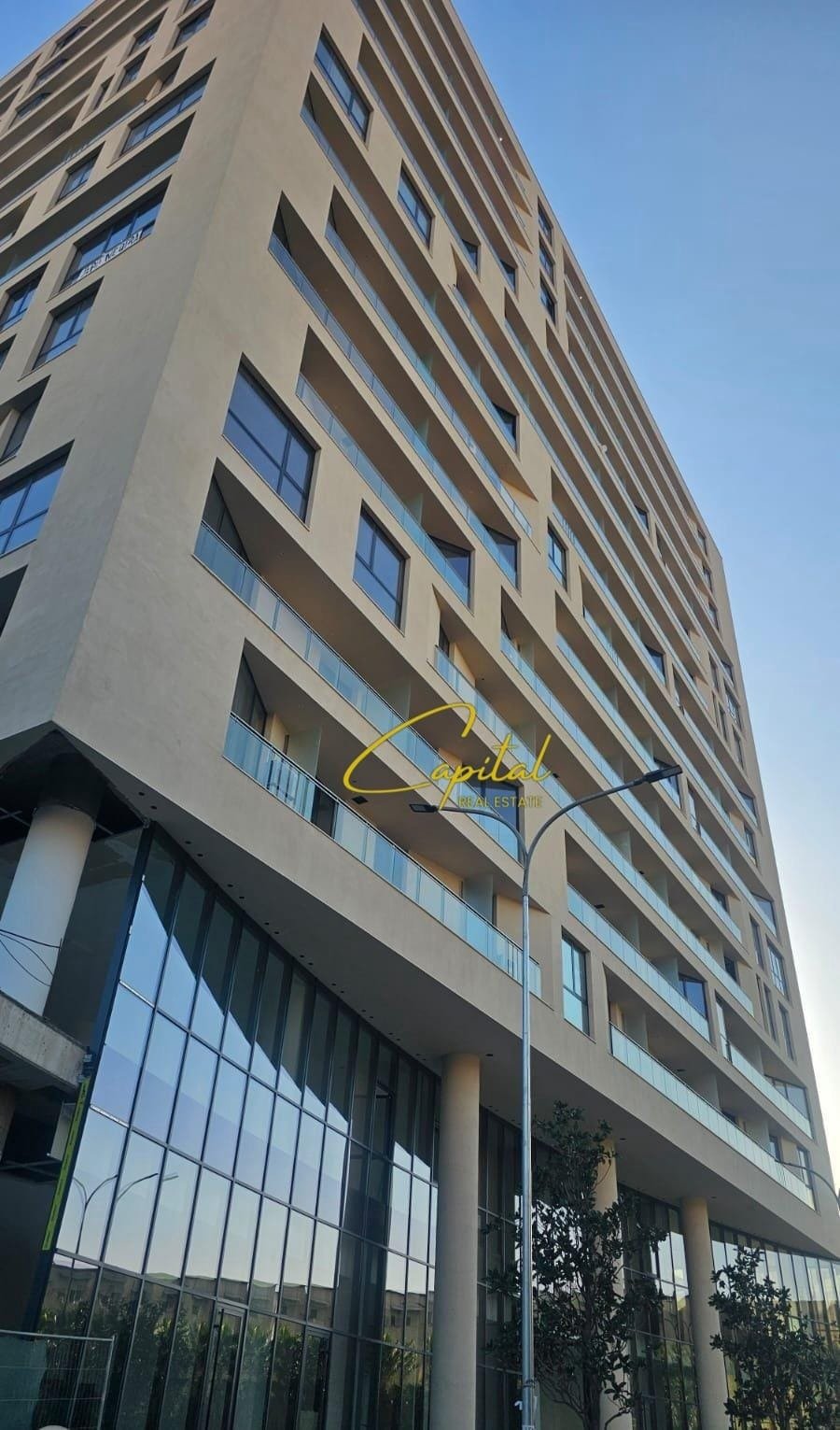 ZYRE ME QIRA 75 M2 GOLDEN TOWER RESIDENCE 600 EURO