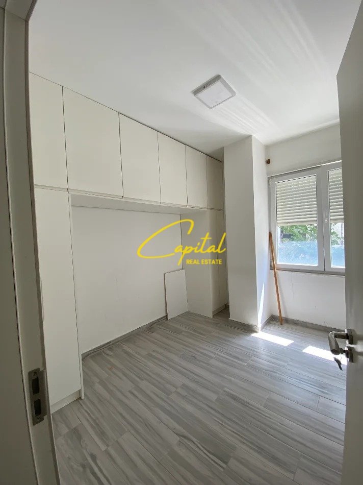 APARTAMENT ME QIRA 1+1 RRUGA 5 MAJI 40.000 LEKE