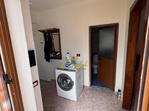 APARTAMENT ME QIRA 1+1 RRUGA JORDAN MISJA 400 EURO