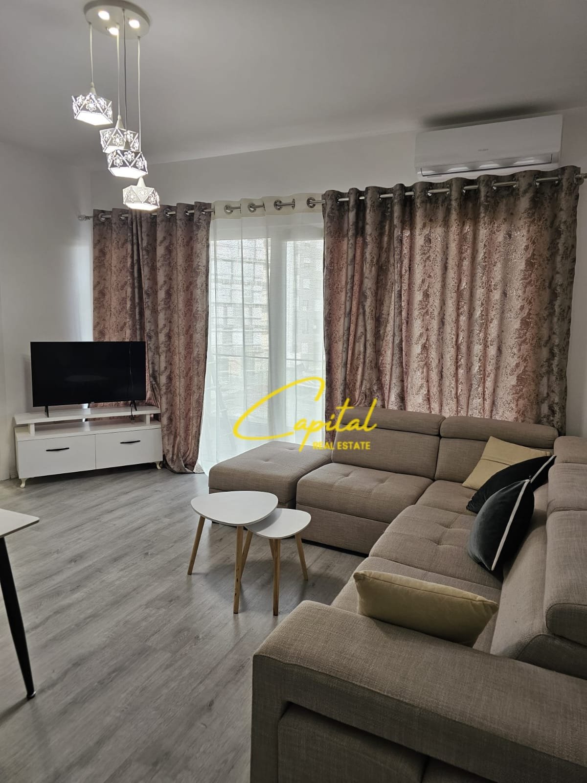 APARTAMENT ME QIRA 2+1 5 MAJI 670 EURO