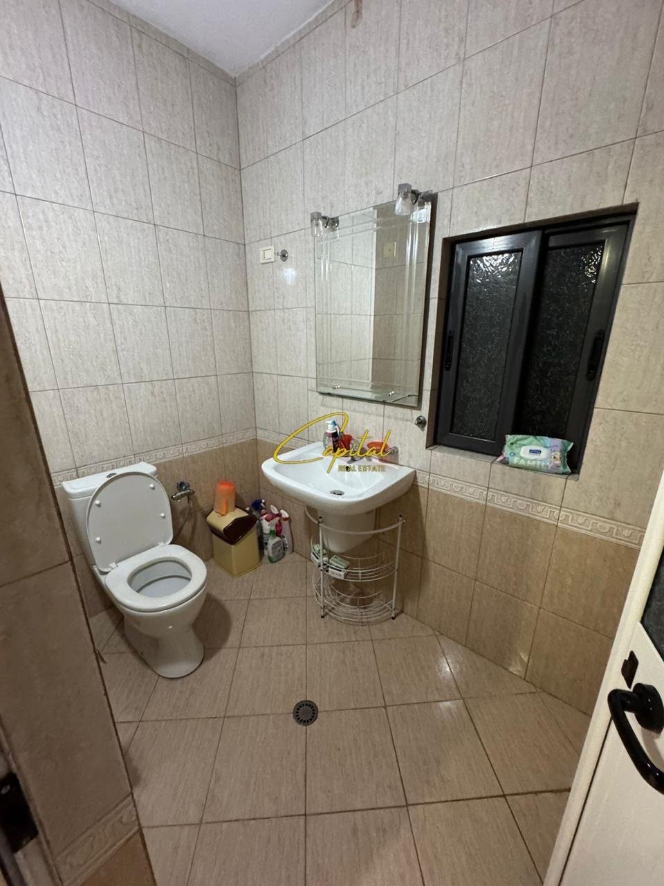 SHITET VILE PRIVATE 180 M2 ISH STACIONI TRENIT 290.000 EURO