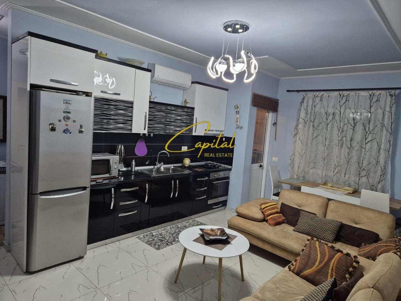 APARTAMENT ME QIRA 2+1 ISH TREGU ELEKTRIK 650 EURO