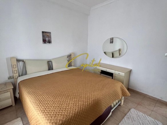 APARTAMENT ME QIRA 1+1 5 MAJI 40.000 LEKE