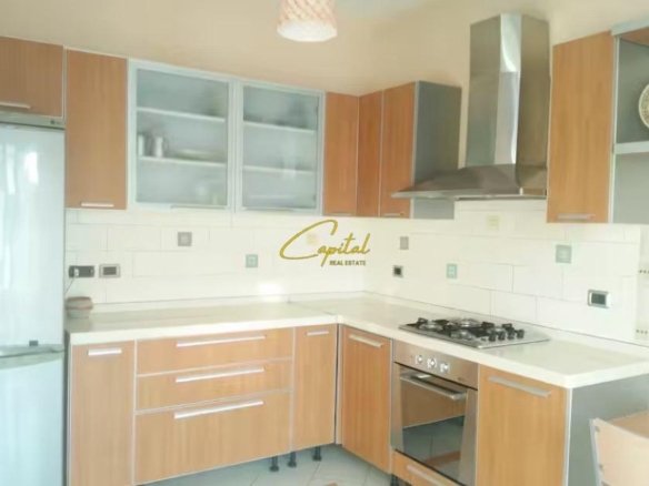 APARTAMENT ME QIRA 2+1 ISH TREGU ELEKTRIK 45.000 LEKE