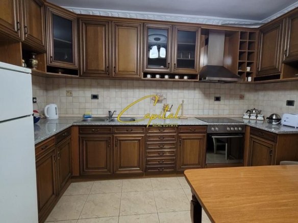 APARTAMENT ME QIRA 2+1 MINE PEZA 65.000 LEKE