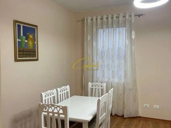 APARTAMENT ME QIRA 2+1 FRESKU 450 EURO