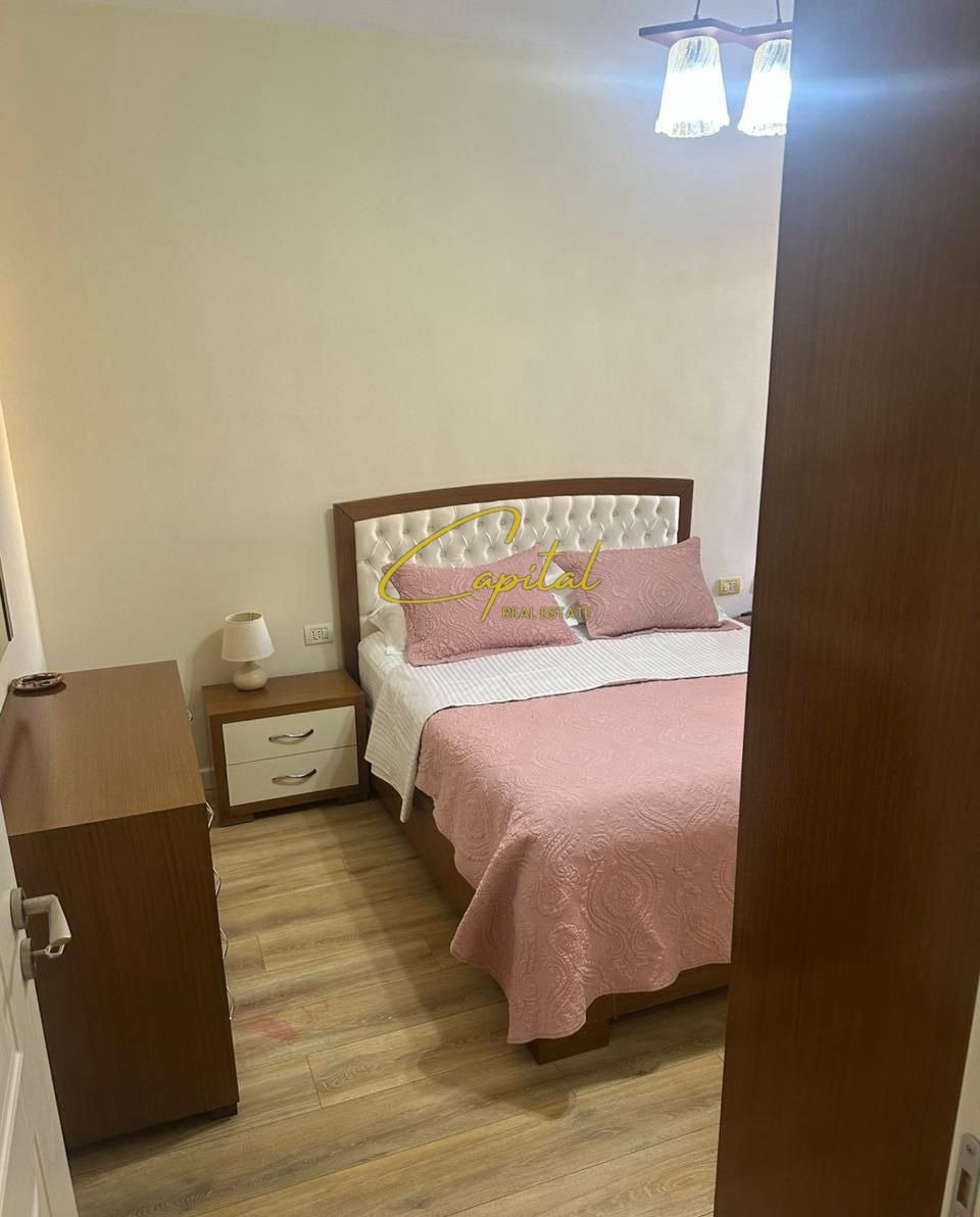 APARTAMENT ME QIRA 2+1 LIQENI ARTIFICIAL 700 EURO