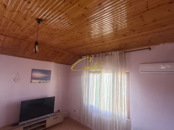 APARTAMENT ME QIRA 2+1 LAPRAKE 50.000 LEKE