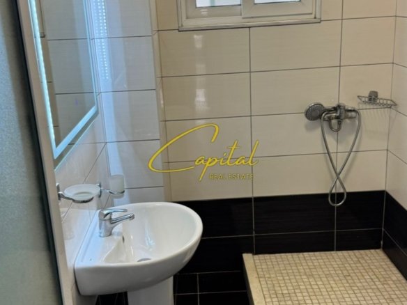 APARTAMENT ME QIRA 1+1 5 MAJI 45.000 LEKE