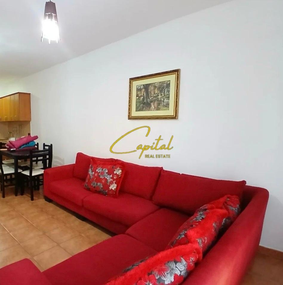 APARTAMENT ME QIRA 1+1 PAZARI I RI 50.000 LEKE