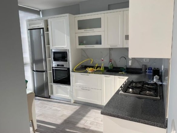 APARTAMENT ME QIRA 2+1 ISH PARKU 62.000 LEKE