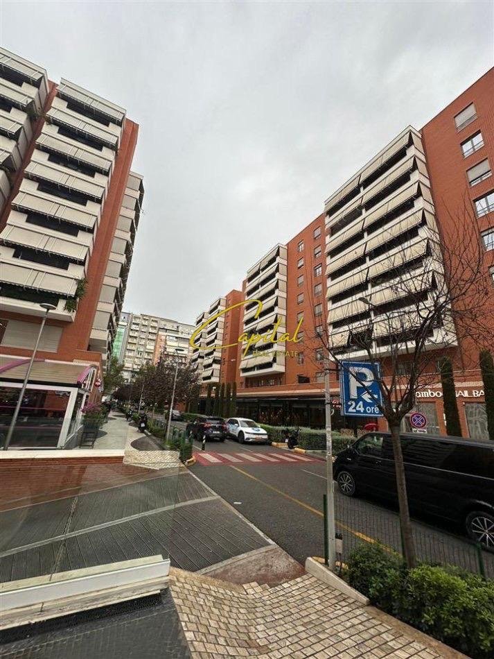WhatsApp Image 2026-04-24 at 5.48.58 PM ZYRE ME QIRA 250 M2 KOMPLEKSI DELIJORGJI 2.500 EURO