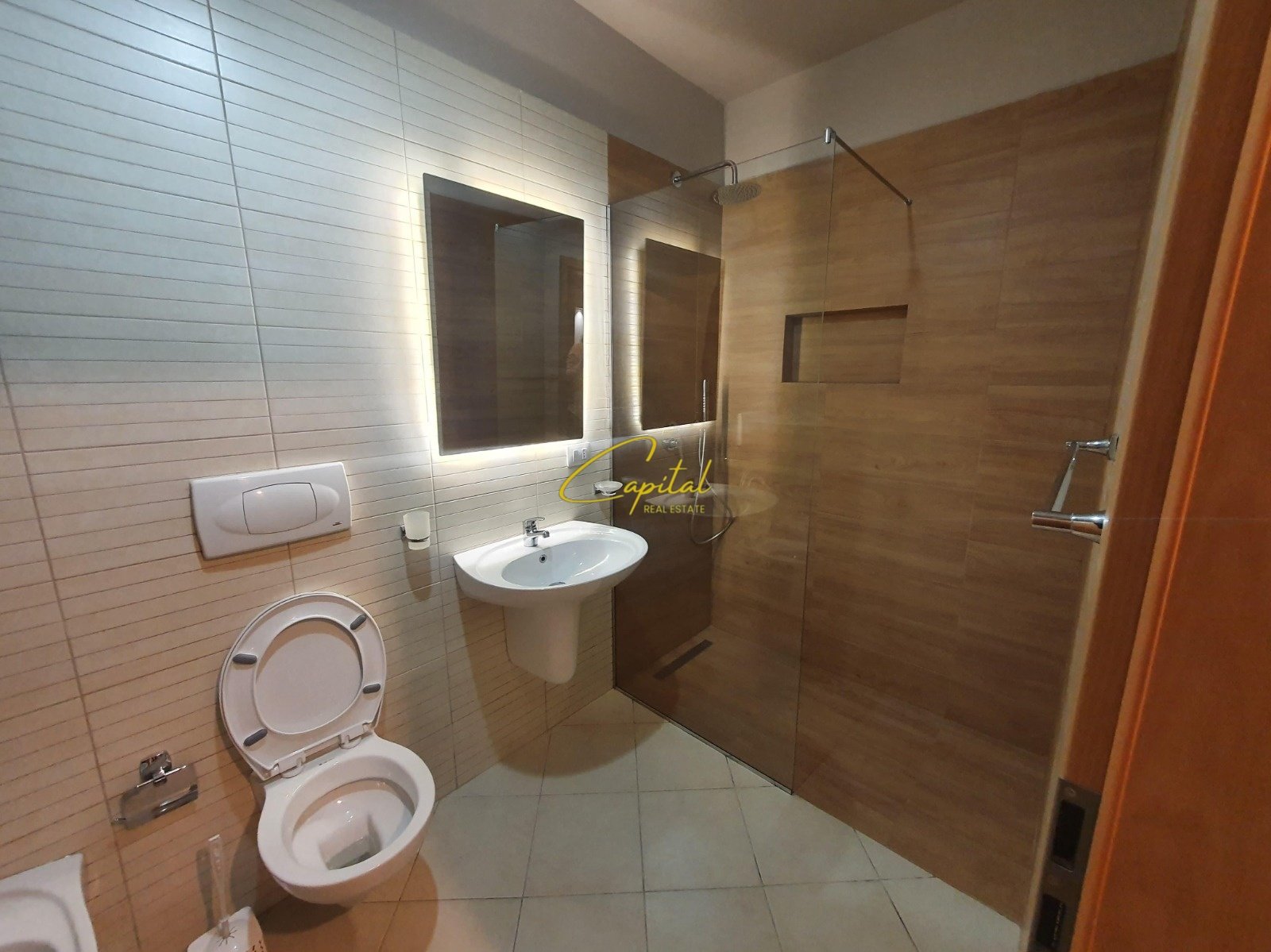 WhatsApp Image 2026-04-25 at 9.38.29 AM APARTAMENT ME QIRA 1+1 21 DHJETORI 550 EURO