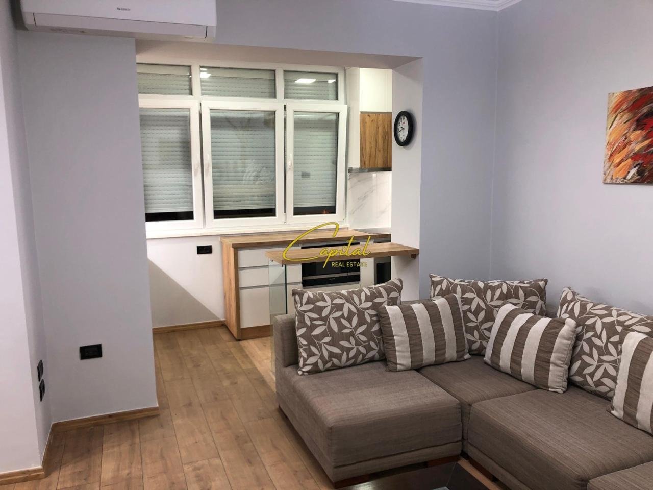 APARTAMENT ME QIRA 1+1 MYSLYM SHYRI 65.000 LEKE