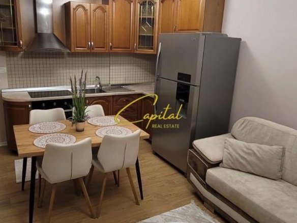 APARTAMENT ME QIRA 2+1 KOMUNA E PARISIT 80.000 LEKE