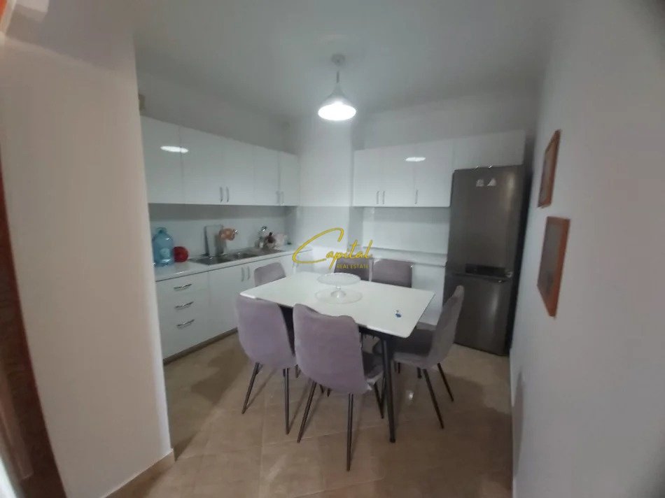WhatsApp Image 2026-04-27 at 12.48.44 PM APARTAMENT ME QIRA 2+1 RRUGA ALI VISHA 550 EURO