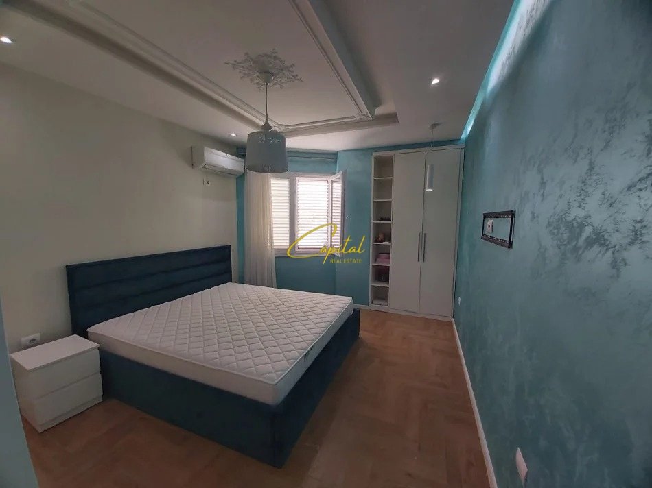 WhatsApp Image 2026-04-27 at 12.48.45 PM APARTAMENT ME QIRA 2+1 RRUGA ALI VISHA 550 EURO