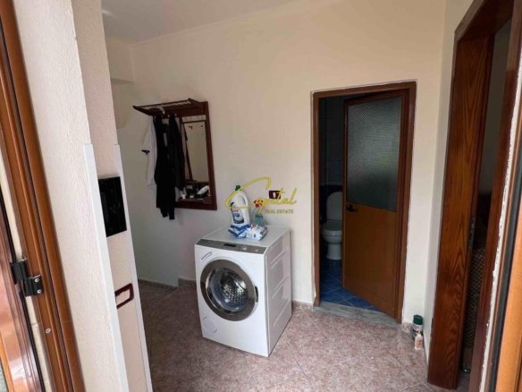 SHTEPI PRIVATE ME QIRA 78 M2 RRUGA JORDAN MISJA 400 EURO