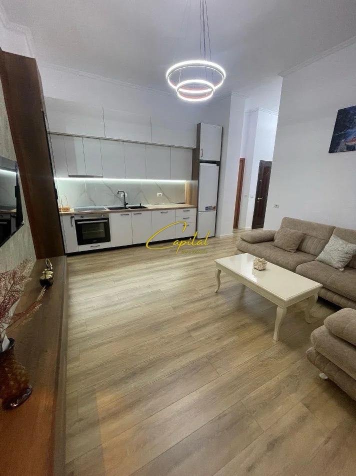 APARTAMENT ME QIRA 2+1 ASTIR 50.000 LEKE