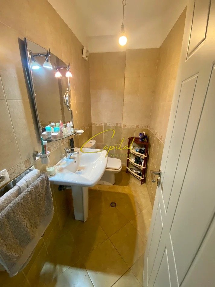 SHITET APARTAMENT 2+1+2 YZBERISHT 170.000 EURO