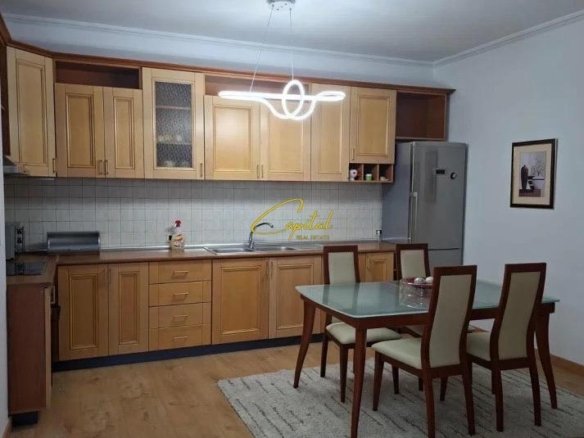 APARTAMENT ME QIRA 2+1 ISH BLLOKU 1000 EURO