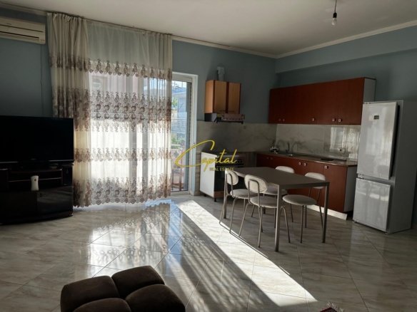 APARTAMENT ME QIRA 1+1 KODRA E PRIFTIT 33.000 LEKE