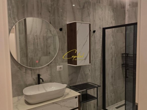 APARTAMENT ME QIRA 2+1+2 BULEVARDI I RI 900 EURO