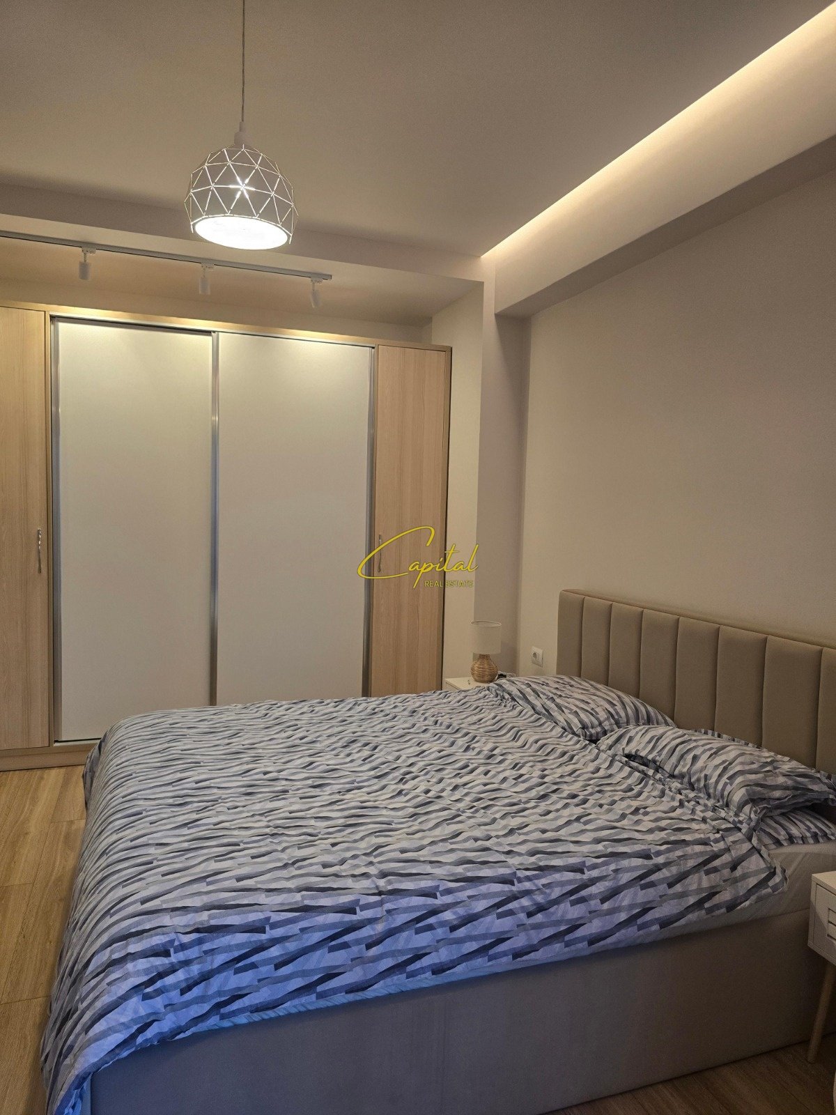 APARTAMENT ME QIRA 2+1+2 BULEVARDI I RI 900 EURO