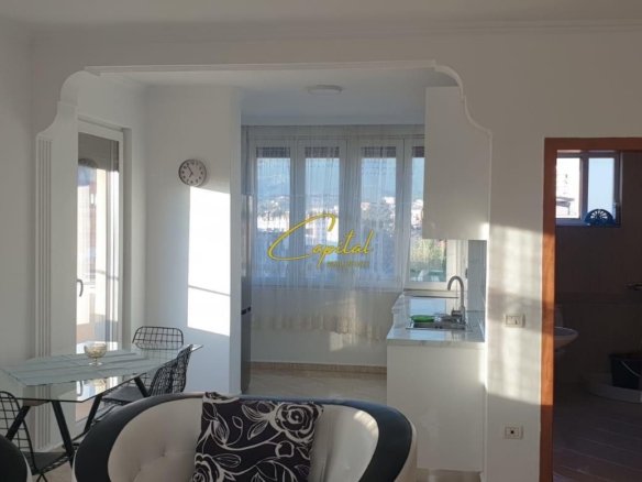 APARTAMENT ME QIRA 1+1 RR KONGRESI I MANASTIRIT 42.000 LEKE