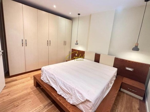 APARTAMENT ME QIRA 3+1 PAZARI I RI 850 EURO