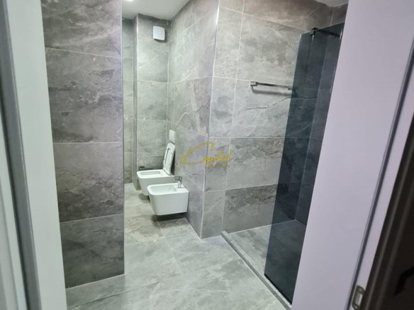 APARTAMENT ME QIRA 2+1 ZOGU I ZI 85.000 LEKE
