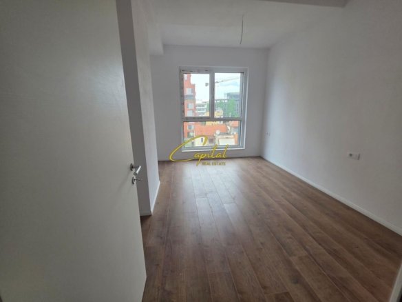 ZYRE ME QIRA 68 M2 21 DHJETORI 50.000 LEKE