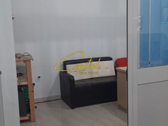 AMBIENT BIZNESI ME QIRA 99 M2 ISH PARKU 80.000 LEKE