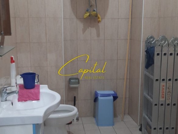AMBIENT BIZNESI ME QIRA 99 M2 ISH PARKU 80.000 LEKE