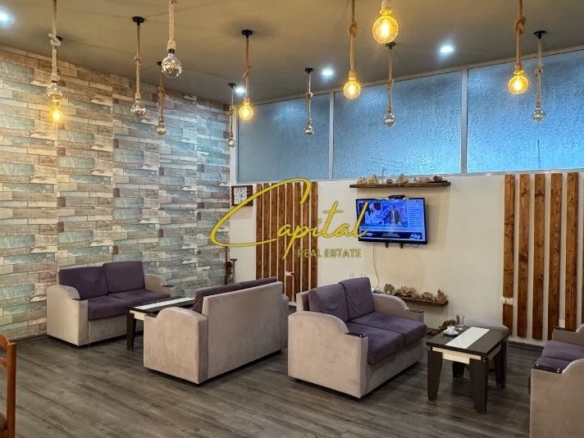 AMBIENT BIZNESI ME QIRA 90 M2 KAMEZ 600 EURO