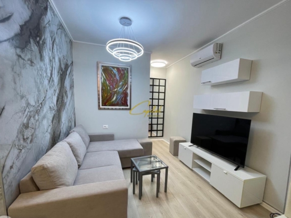 APARTAMENT ME QIRA 2+1 ISH TREGU ELEKTRIK 650 EURO
